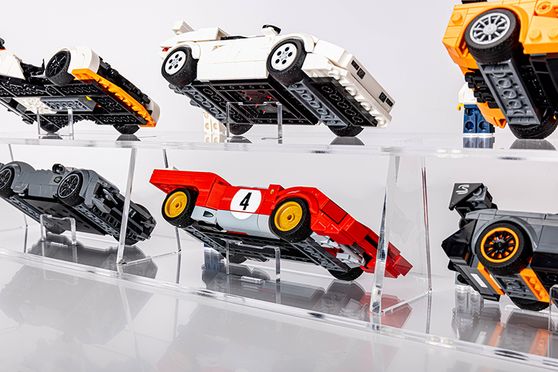 Display stand for LEGO Speed Champions